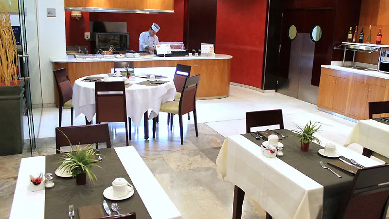 Catalonia Brussels Hotel Saint-Gilles 4*,
