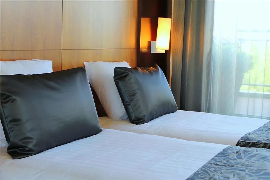 Catalonia Brussels Hotel Saint-Gilles 4*,